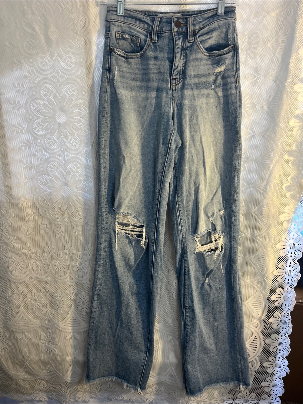 BKE Billie Wide Leg high rise raw hem distressed Jeans 25x32